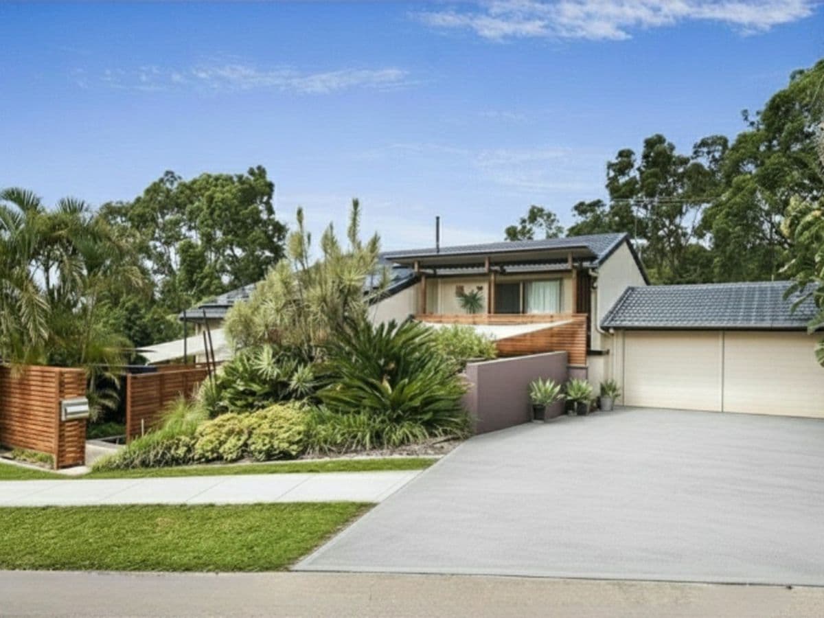 24 Stralock Street, CHAPEL HILL, Chapel Hill - Image 1