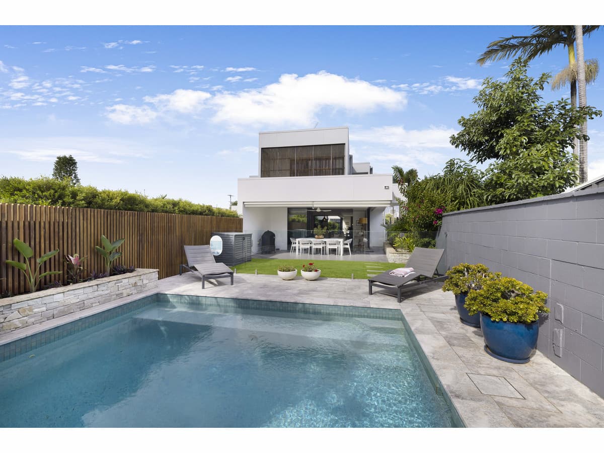 11B Holland Court, Broadbeach Waters QLD 4218, Broadbeach Waters - Image 1