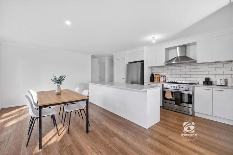1/110 Princes Highway, Lucknow, VIC 3875, Lucknow - Image 1