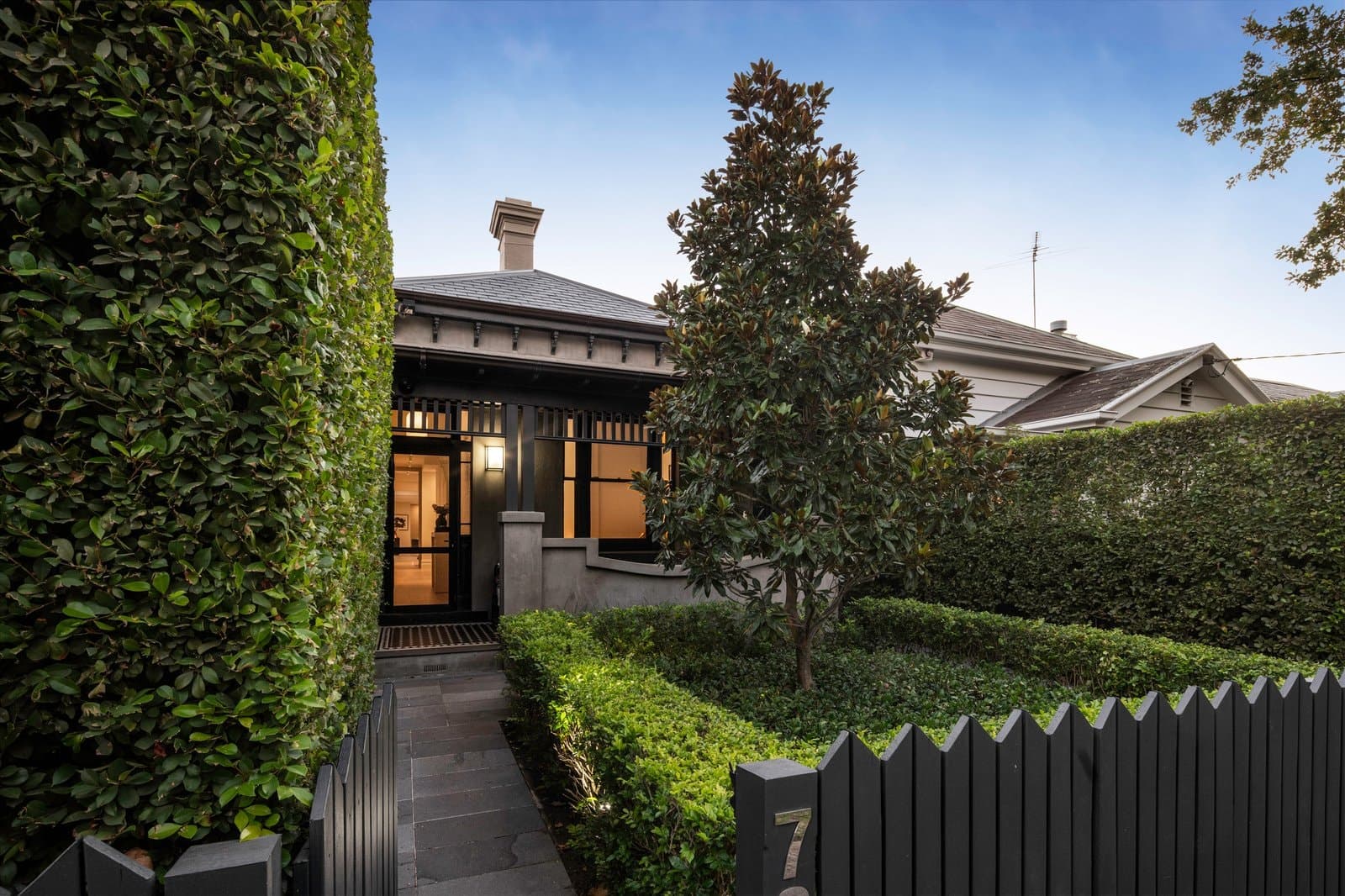 76 Park Road, Middle Park - Image 1