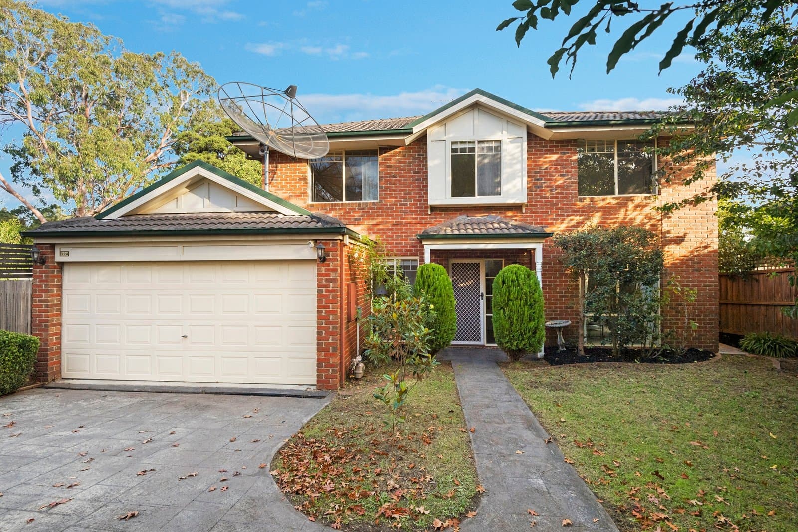 2/32 Albury Road, Balwyn North - Image 1