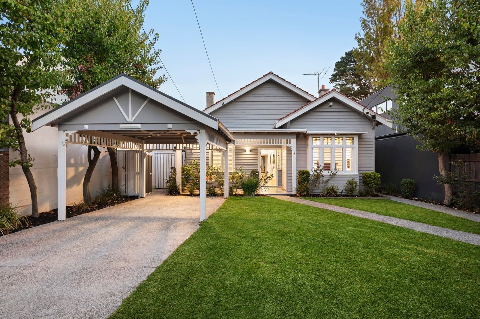 7 Baxter Street, Elsternwick - Image 1