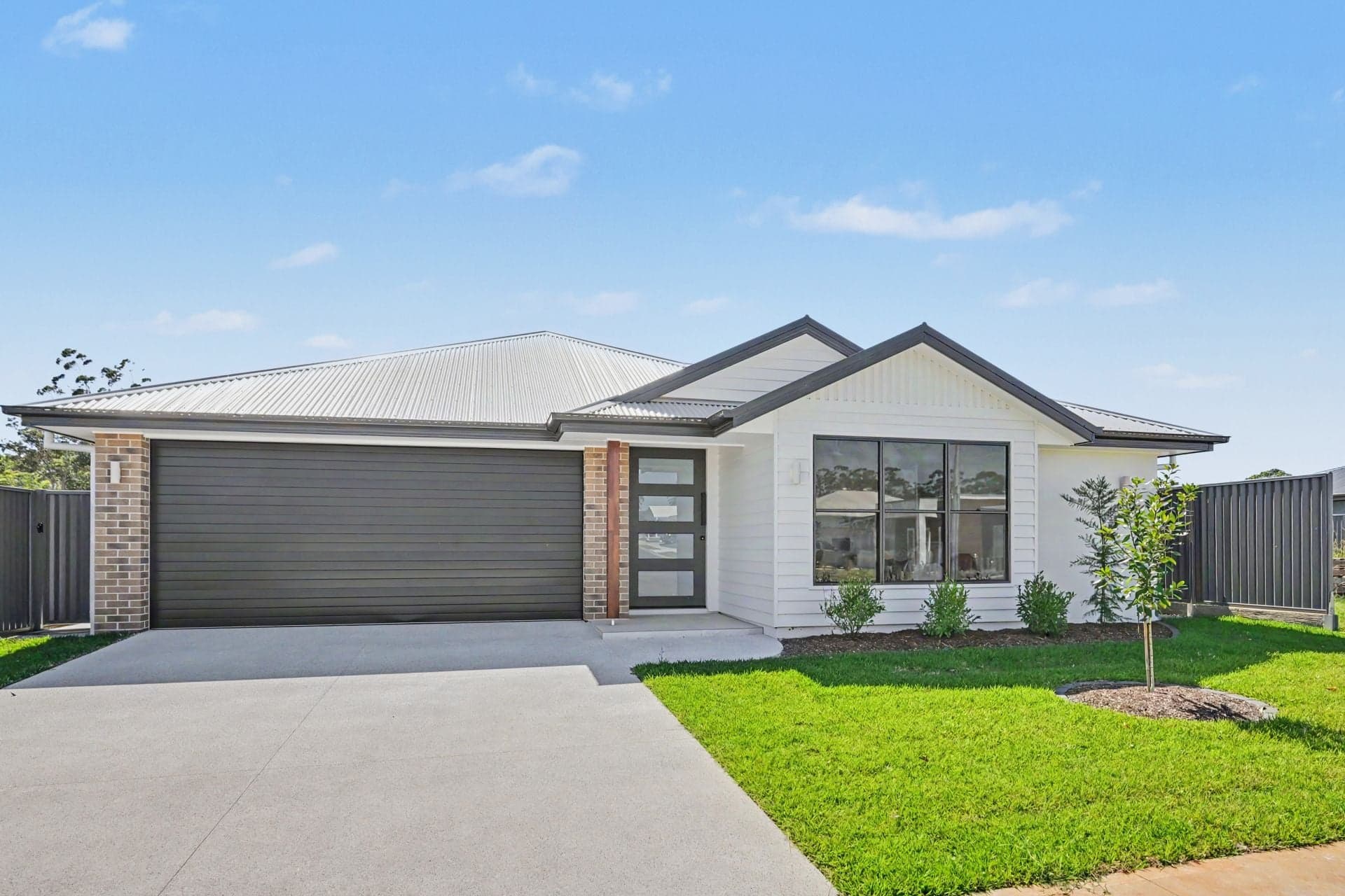 18 Pepperberry Parade Thrumster NSW, Thrumster - Image 1