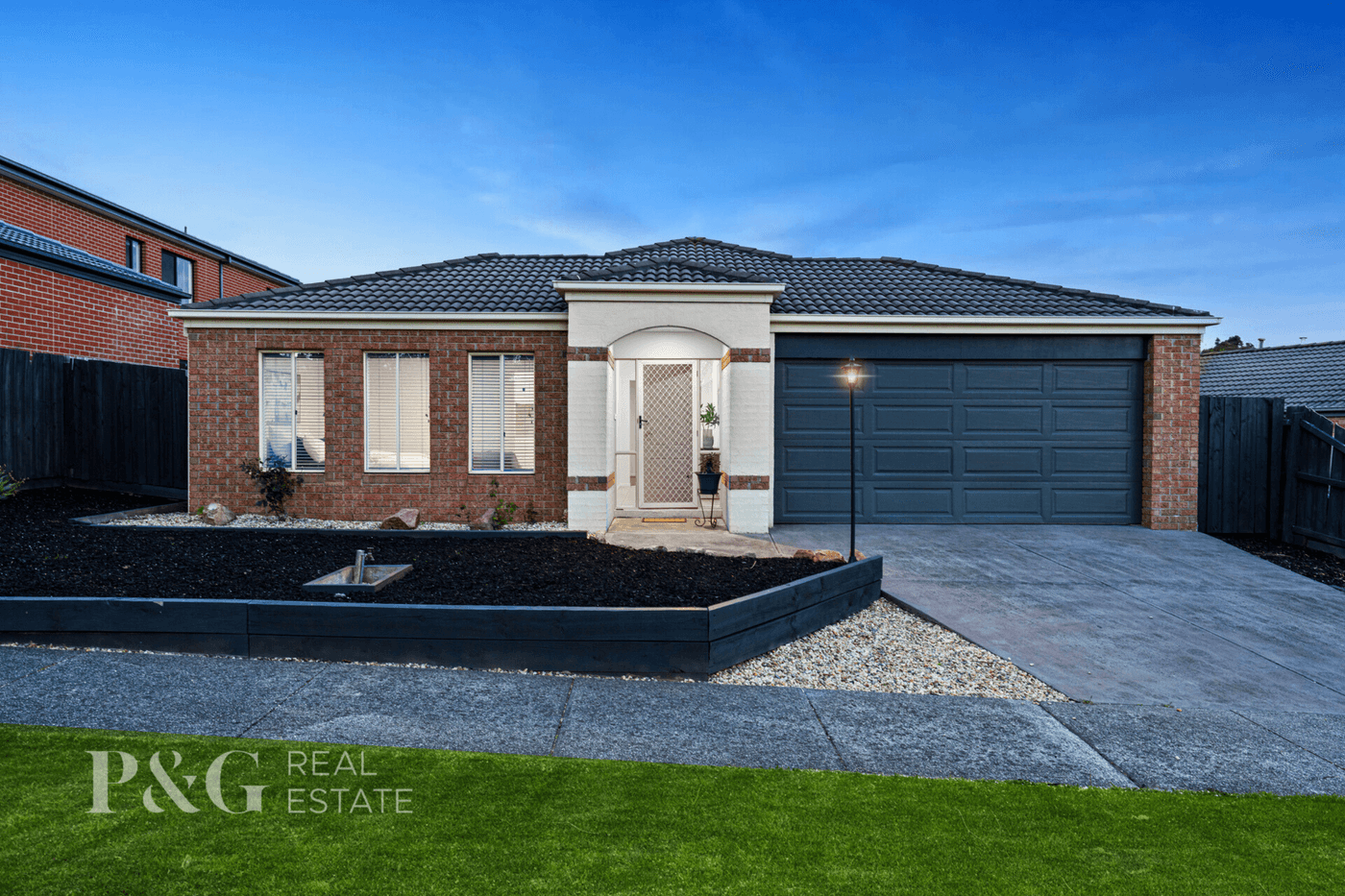12 Palais Close, Narre Warren South - Image 1