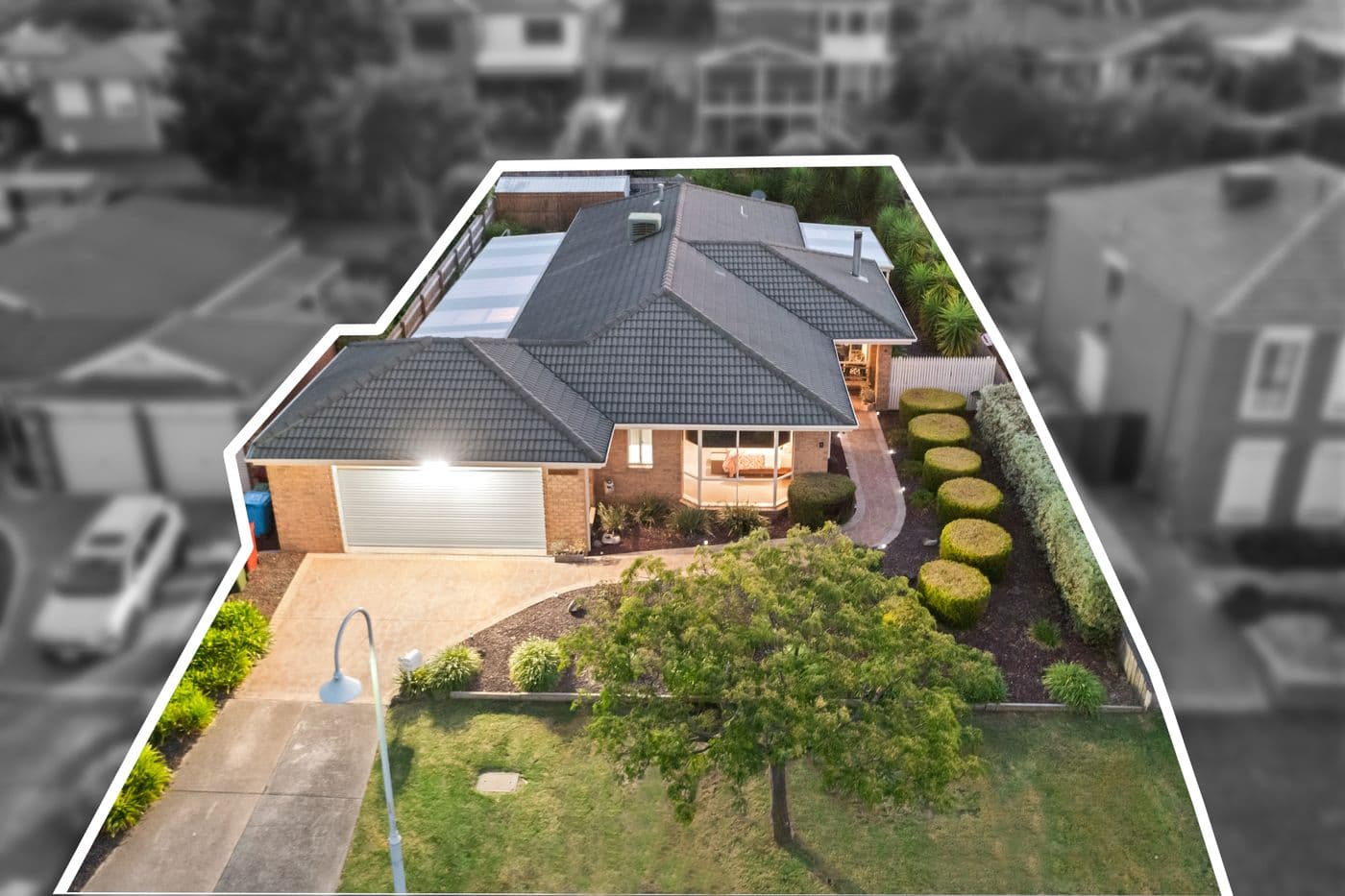8 Lochard Terrace, Narre Warren South - Image 1