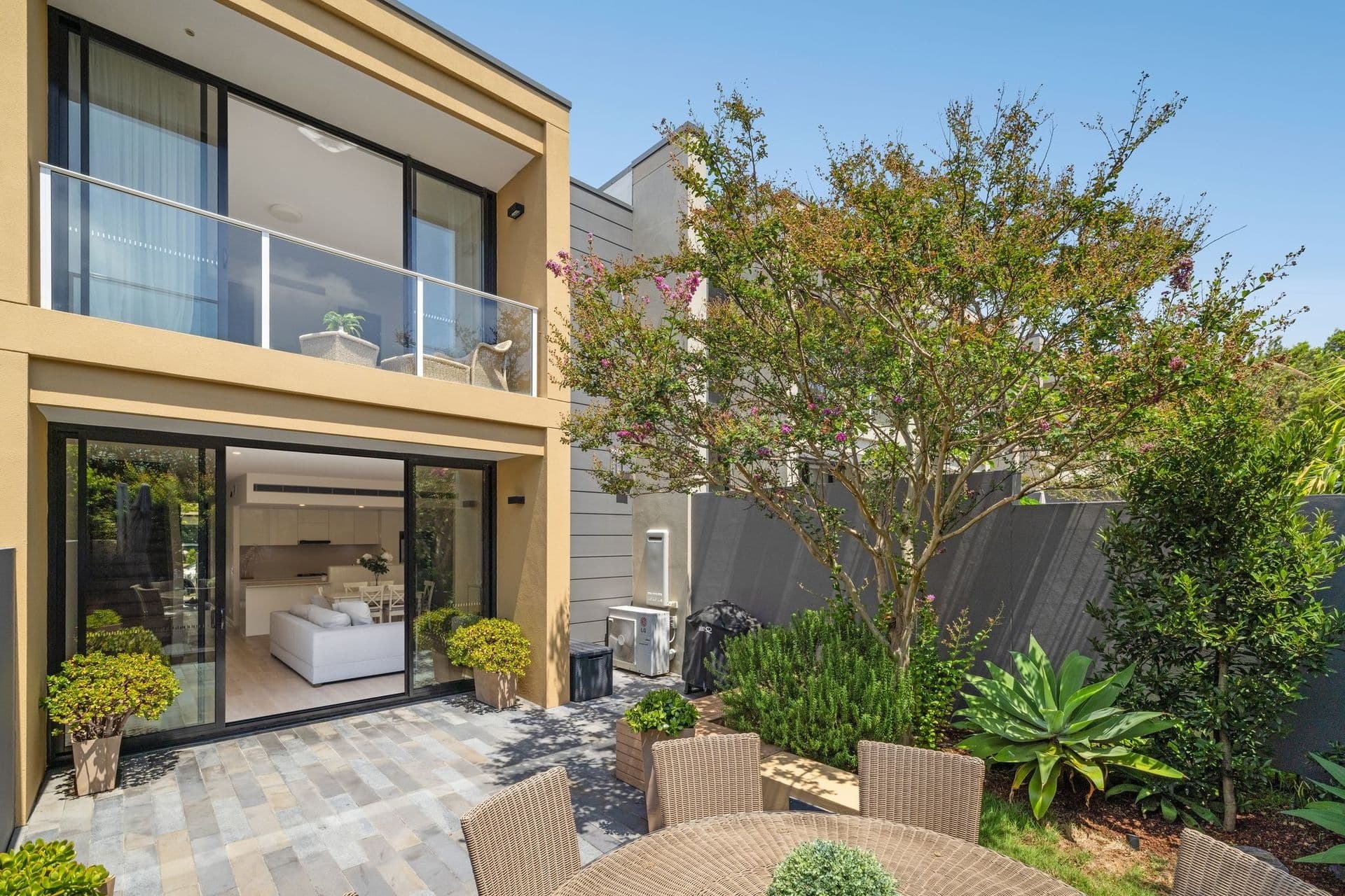 30 Florey Crescent, Little Bay - Image 1