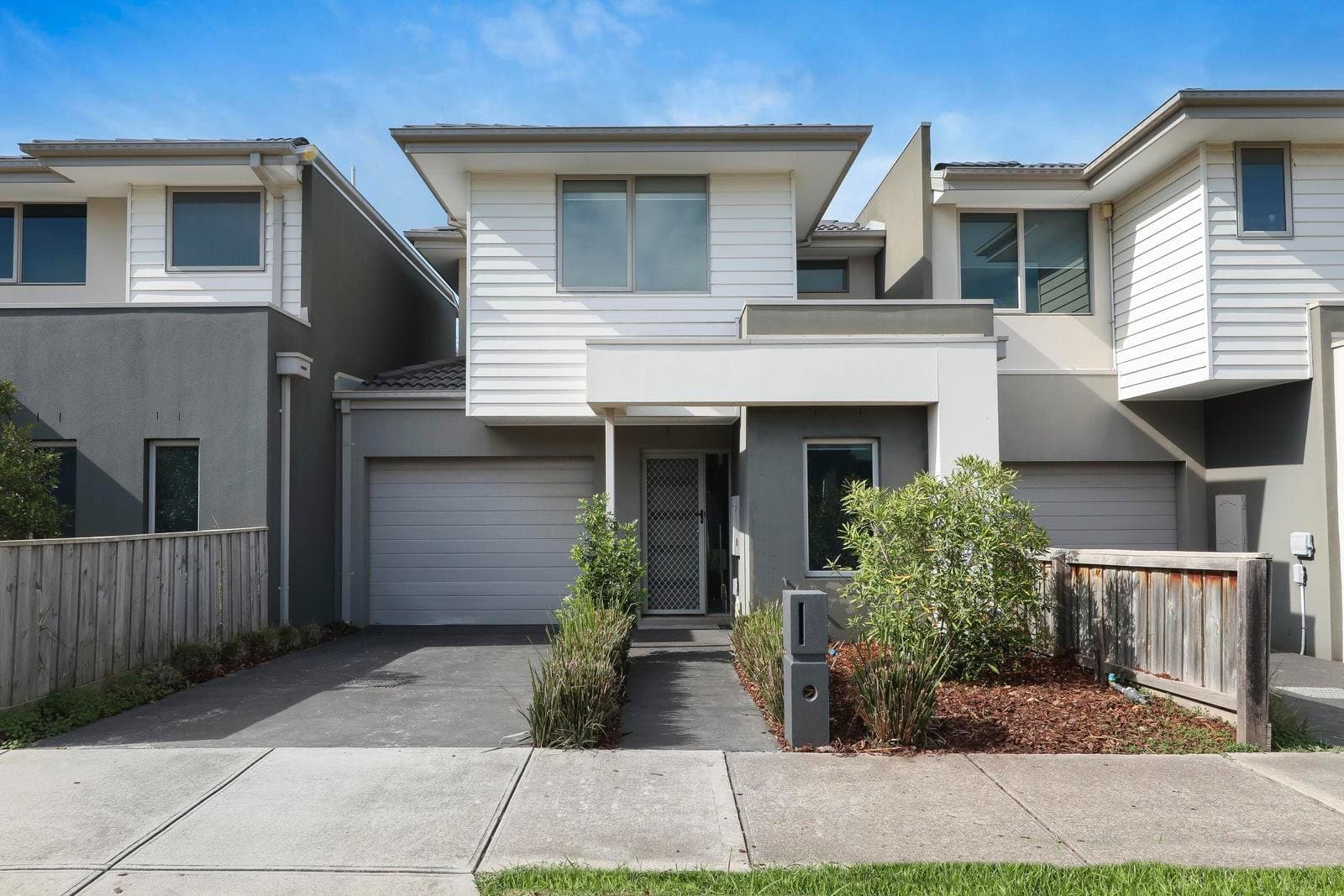25 Monarma Walk, Kealba VIC 3021, Kealba - Image 1