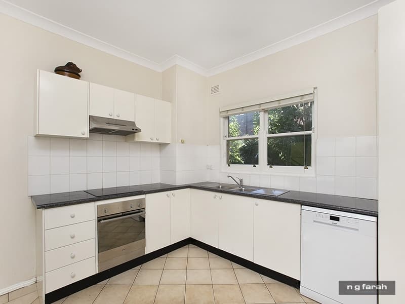 4/27 Berwick Street, Coogee - Image 1