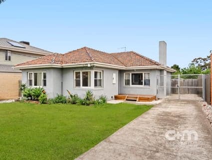 9 Bond Street, Hadfield - Image 1