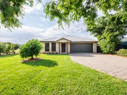 8 Ashlundie Crescent, Dubbo - Image 1