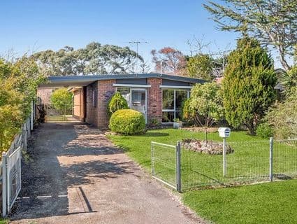 404, Rosebud - Image 1