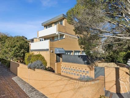 404, Elsternwick - Image 1