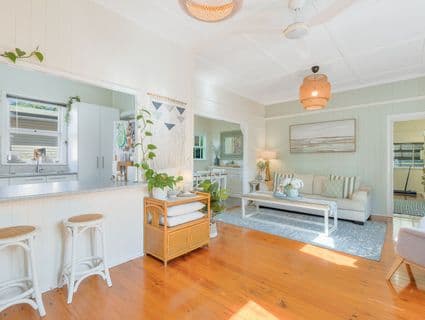 34 Bolton Street, Coolangatta - Image 1