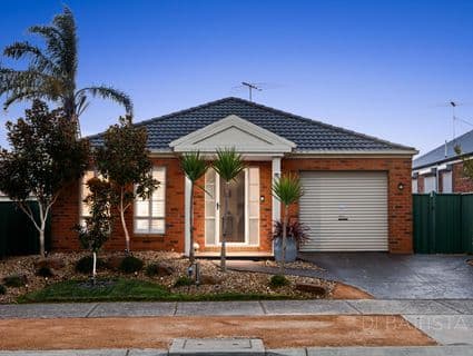 11 Studley Park Way, Craigieburn - Image 1