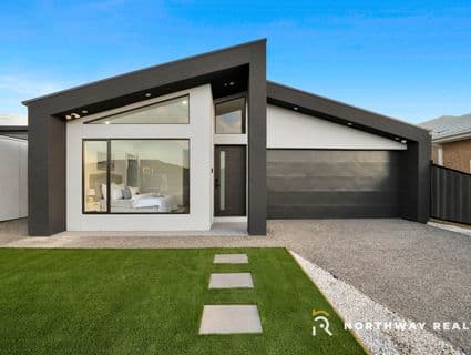 71 Daybreak Vista, Mickleham - Image 1