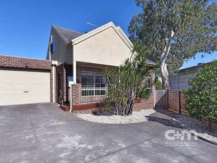 3/11 Oak Street, Pascoe Vale - Image 1
