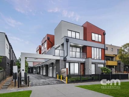 2/96 Snell Grove, Oak Park - Image 1