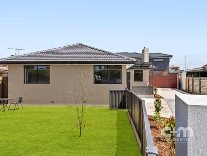 35 Palmer Street, Fawkner - Image 1