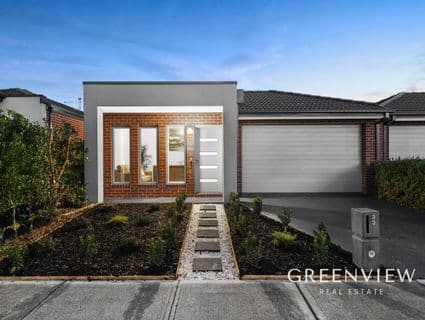 33 Destiny Drive, Cranbourne North - Image 1