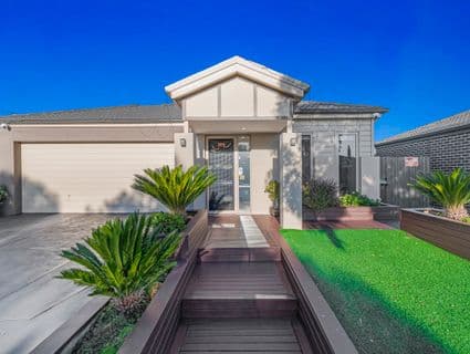 11 Lancewood Road, Manor Lakes - Image 1
