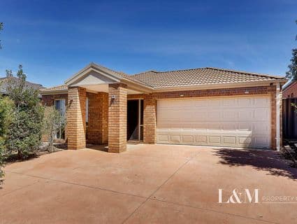 9 Girraween Crescent, Craigieburn - Image 1