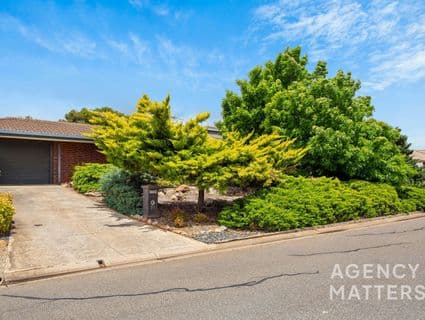 25 Browne Circuit, Craigmore - Image 1