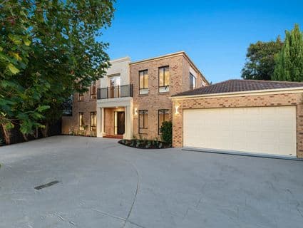 8 Noah Close, Mornington - Image 1