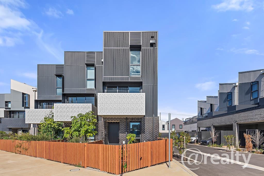 15 Fortune Avenue, South Kingsville, VIC, 3015, South Kingsville - Image 1