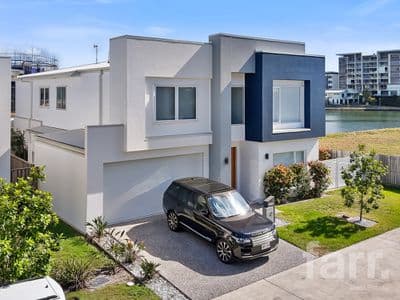 1 Lyra Avenue, HOPE ISLAND, 1 Lyra Avenue - Image 1