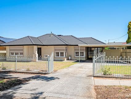 19 Paramount Road, Salisbury Downs - Image 1