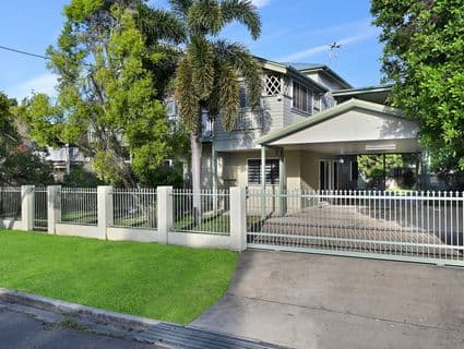 81 Tenth Avenue, Railway Estate - Image 1