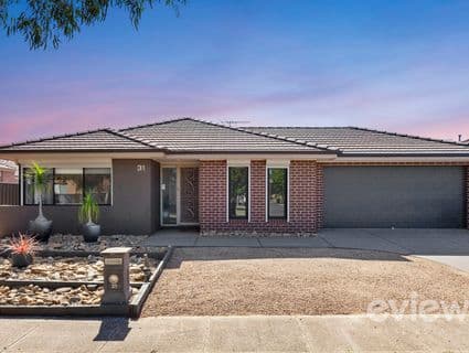 31 Hawkstone Road, Manor Lakes - Image 1
