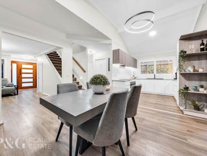 12 Bowman Close, Narre Warren South - Image 1