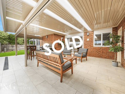 11 Oregon Court, Narre Warren South - Image 1