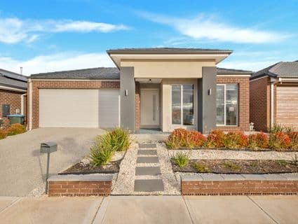 16 Biscotti Crescent, Manor Lakes - Image 1