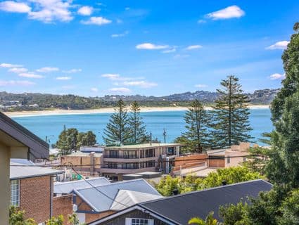 404, Terrigal - Image 1