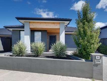 5 Juscelina Drive, Craigieburn - Image 1