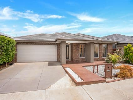 16 Bertie Street, Manor Lakes - Image 1