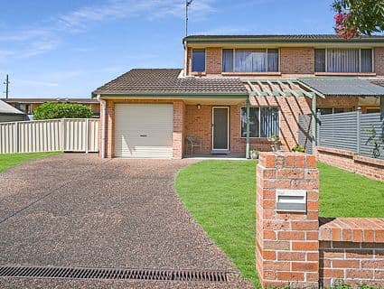1/4 Emily Street, Marks Point - Image 1