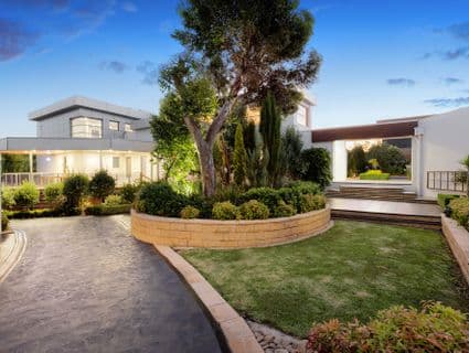 29 Namnan Way, Gisborne South - Image 1