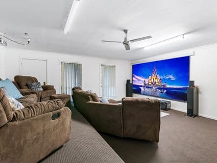 80 Lake Manchester Street, Logan Reserve - Image 1