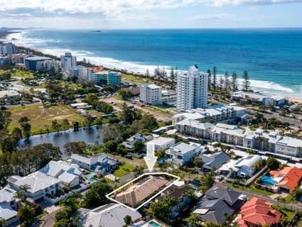 2 Admiralty Drive, Alexandra Headland - Image 1