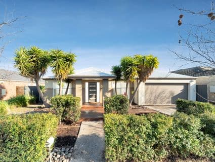 34 Eppalock Drive, Manor Lakes - Image 1