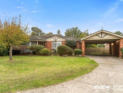 8 Vegas Court, Narre Warren - Image 1