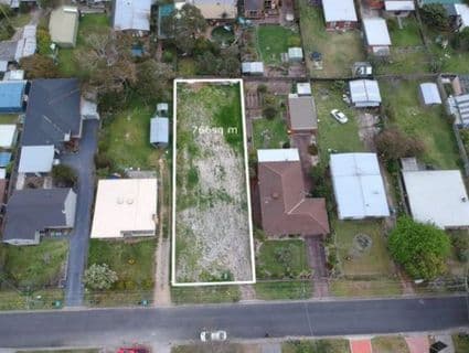44 Hayes Avenue, Rosebud - Image 1