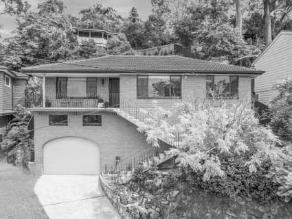 9 Cowan Street, Oyster Bay - Image 1