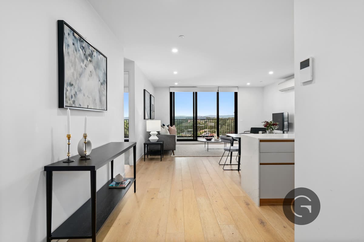 210/1 Red Hill Terrace, Doncaster East, Doncaster East - Image 1