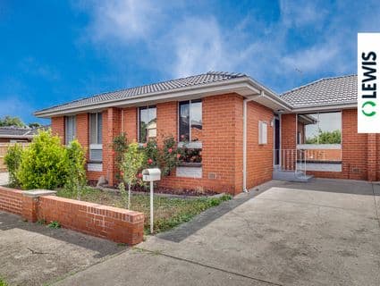 2/88 Rennie Street, Coburg - Image 1