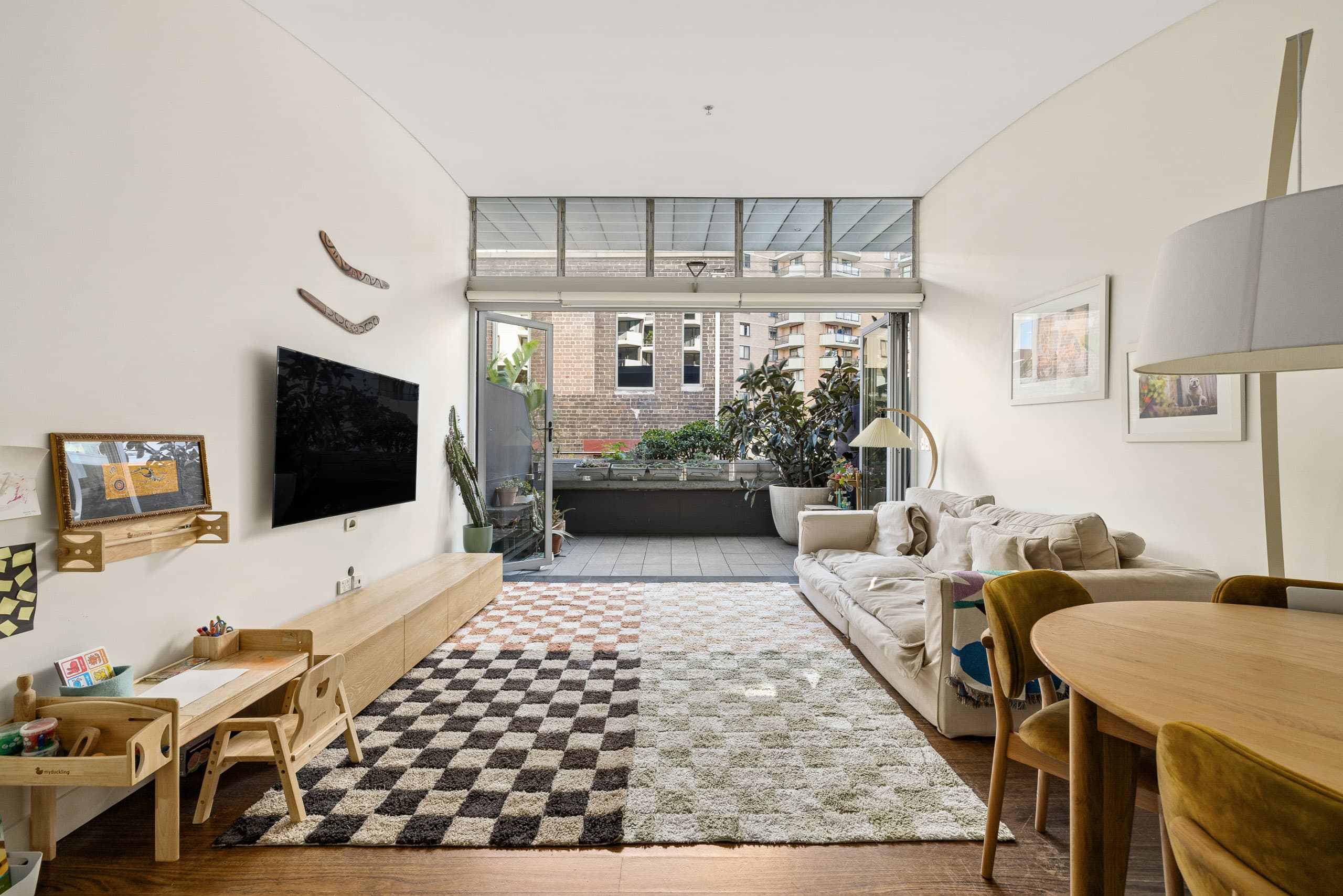 305/148 Goulburn Street, Surry Hills - Image 1