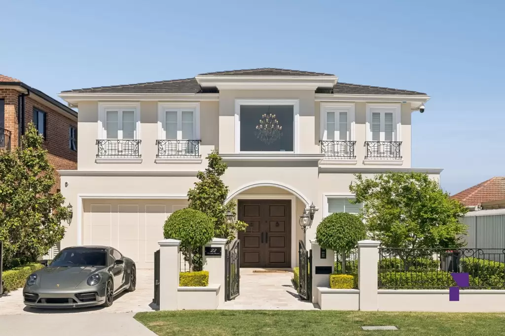 22 Bennett Avenue, Roselands - Image 1